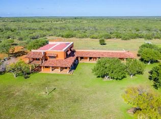 517 Ranch Road 6290b, Laredo, TX 78045