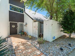 5107 Racquet Club Dr, Arlington, TX 76017