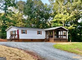 394 May White Rd, Cleveland, GA 30528