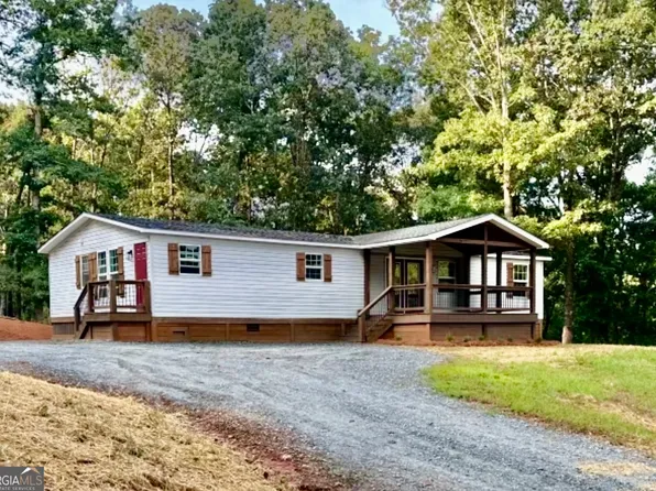 394 May White Rd, Cleveland, GA 30528