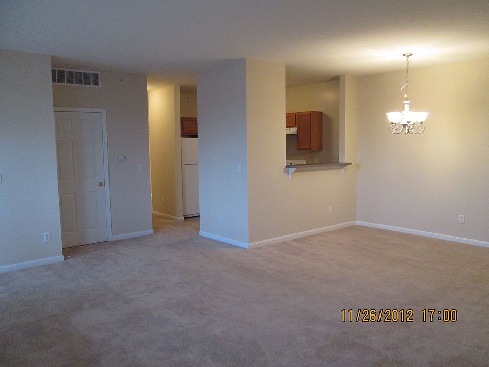 2nd image of 192 Overland Rdg APT 168