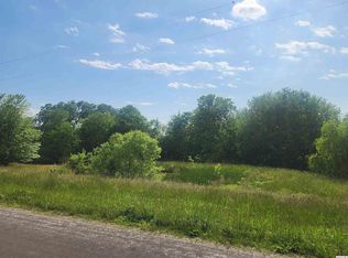1921 E 1250th St, Mendon, IL 62351
