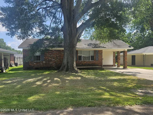 2029 Eleanor St, Vidalia, LA 71373