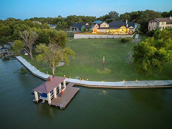 4th image of 9 Meadowlake Dr