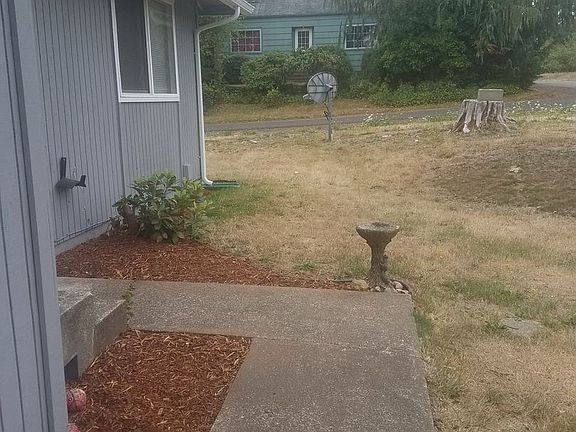2nd image of 424 S 12th St #1