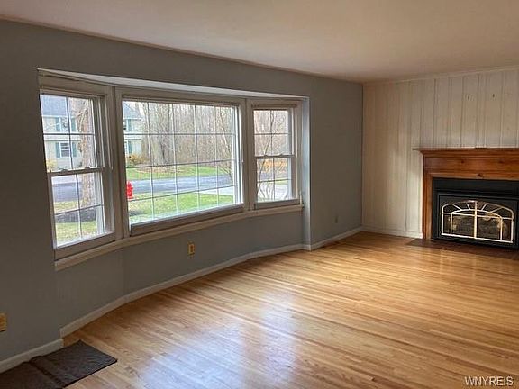 3rd image of 87 Eddy Ln