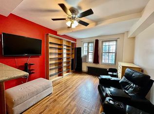 320 E 42nd St APT 1215, New York, NY 10017