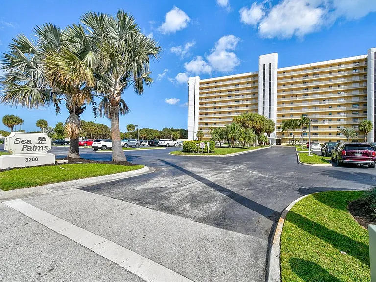 3200 N Highway A1A #209 — Photo 2