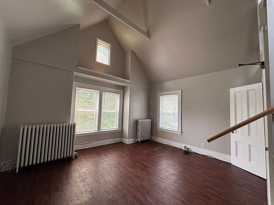 1st image of 11 Lafayette Park APT 2