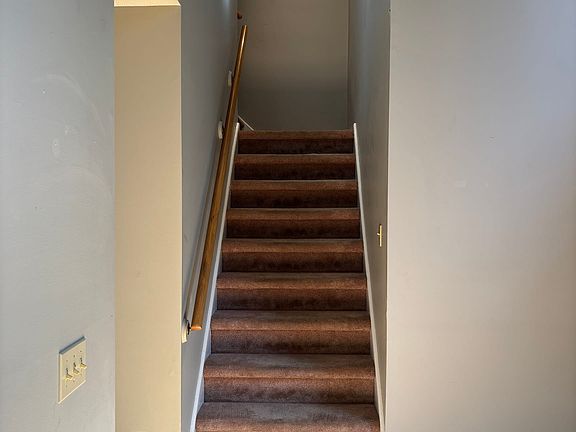 5th image of 350 Cavan Ln #350