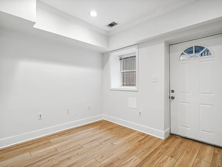 422 N St NW #A — Photo 15