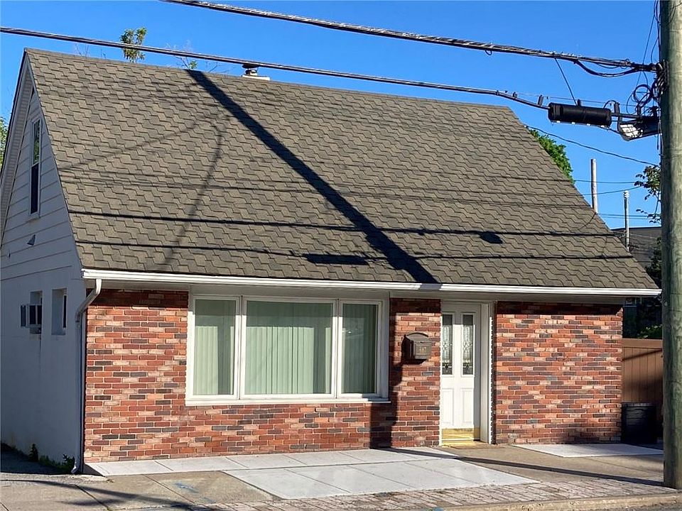 1st image of 887 Franklin Avenue
