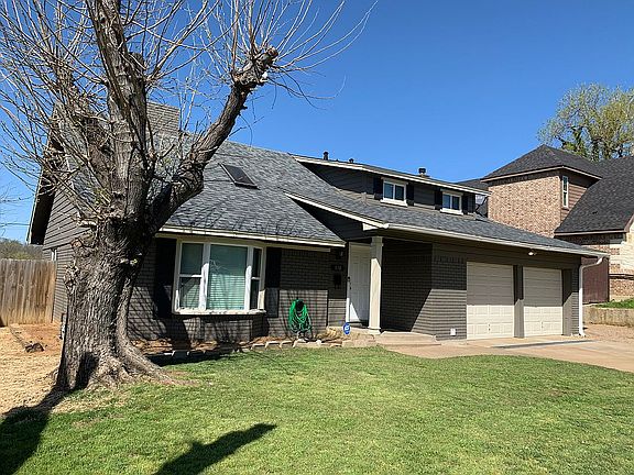 2nd image of 118 Phillips Ct