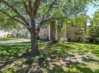 5311 Grand Lake St, Bellaire, TX 77401