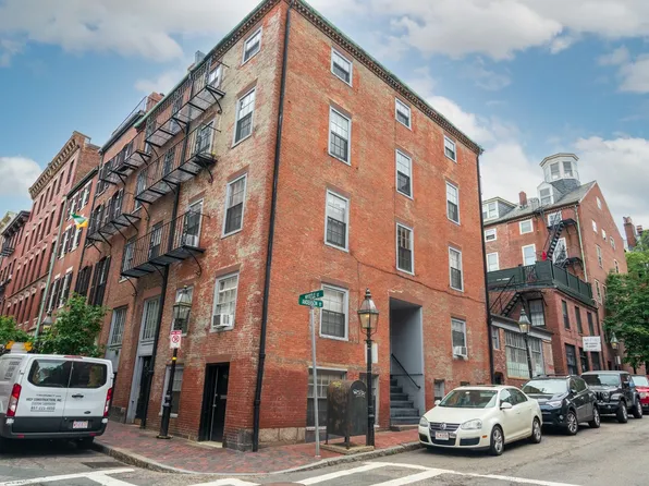 90 Myrtle St, Boston, MA