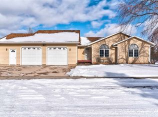 612 Deerfield Ct, Spearfish, SD 57783