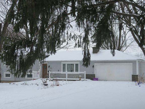 3rd image of 63 Hotchkiss Cir