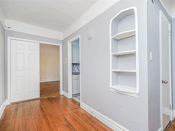 3rd image of 100 Avenue P APT 4K