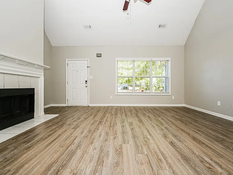 195 Pecan Ridge Dr — Photo 5