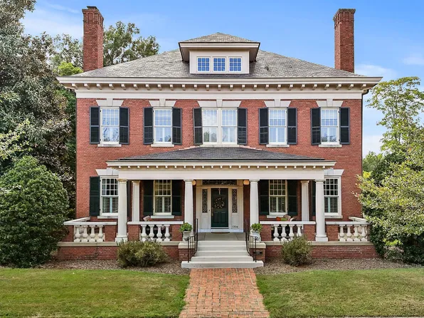 1304 Washington Ave, Fredericksburg, VA 22401