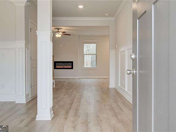 4th image of 2029 Cedar Grove Rd
