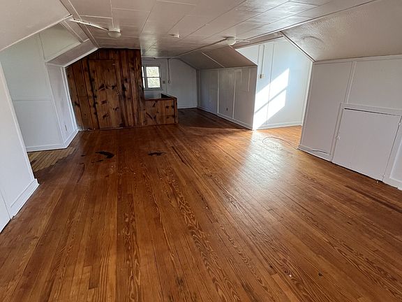 5th image of 418 Polk Ave #A