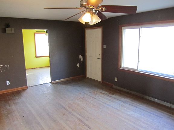 4th image of 20272 Baughman Ct