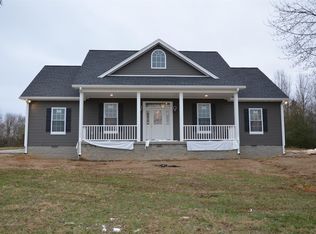 496 Tuck Rd, Lafayette, TN 37083