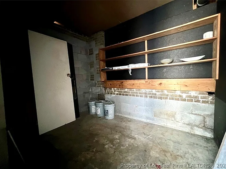 7013 Darnell St — Photo 41