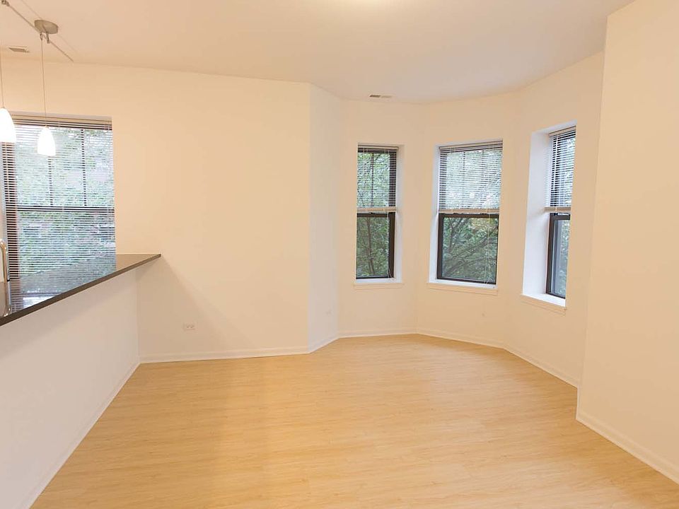 Dining/Living room