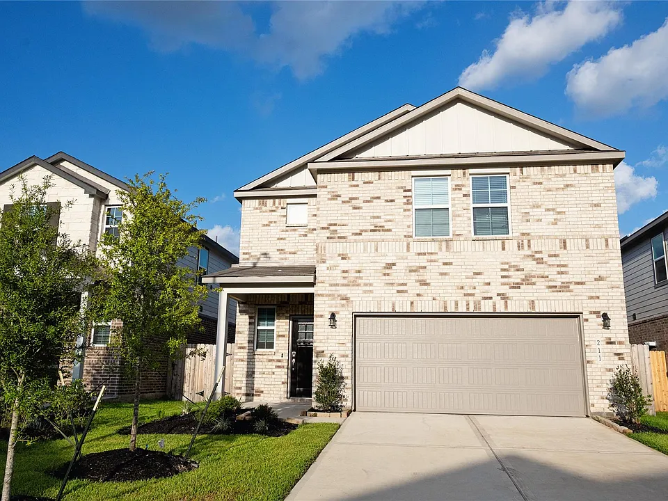 211 Brazen Forest Trl