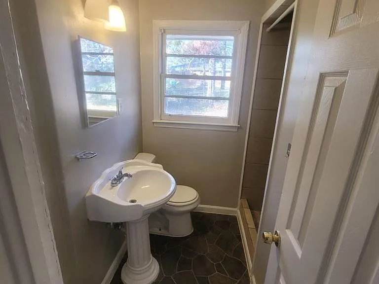 3728 Loren Dr — Photo 9