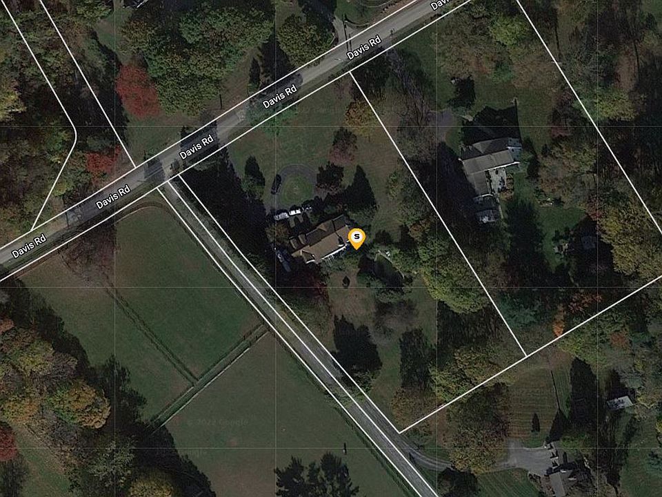 1st image of 121 Davis Rd