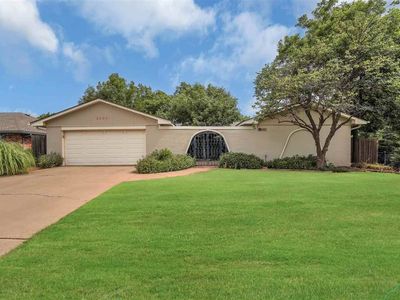 6905 NW Eisenhower Dr, Lawton, OK, 73505