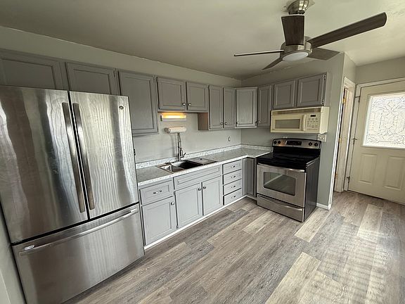 3rd image of 4017 W Verner Dr
