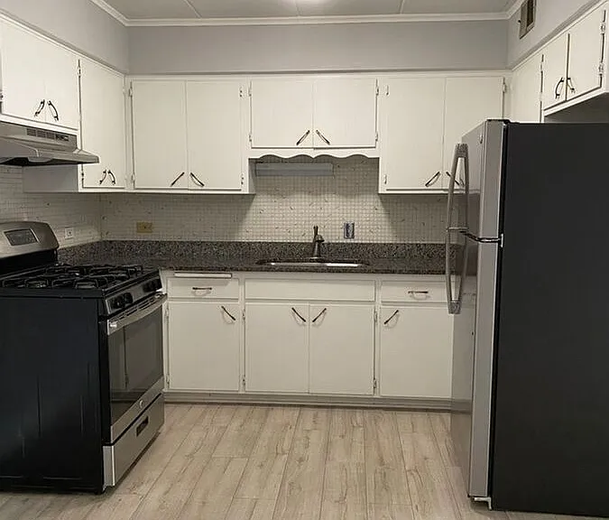 9733 S Cicero Ave #3SW — Photo 2