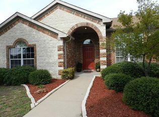 532 Bretts Way, Burleson, TX 76028