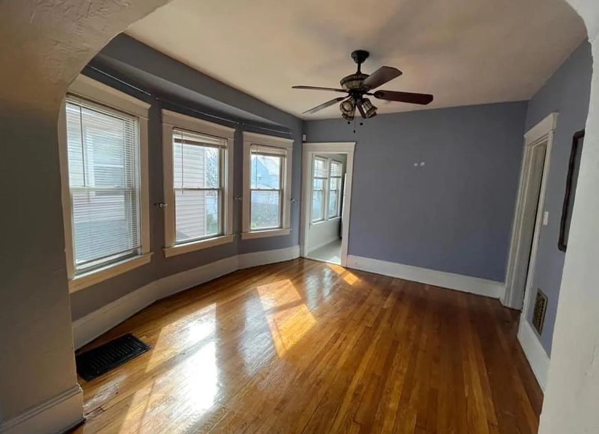 2 bed, $1,450 — Photo 4
