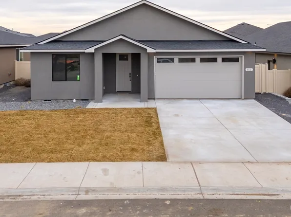 1106 9th Avenue NE, Ephrata, WA 98823