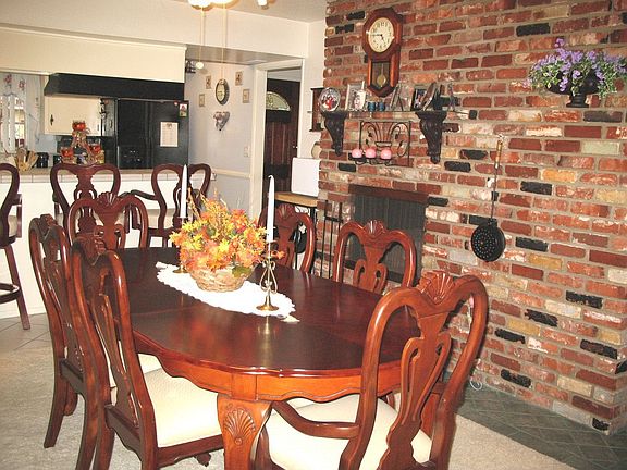 Fire Place in Family Room Adds Charm