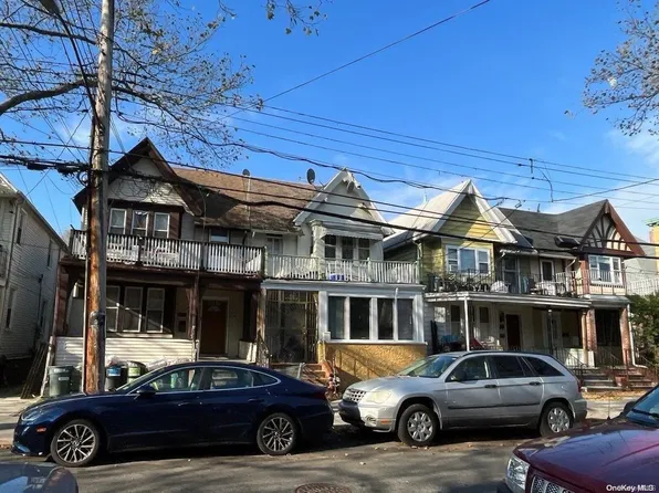 88-08 88th Street, Woodhaven, NY 11421