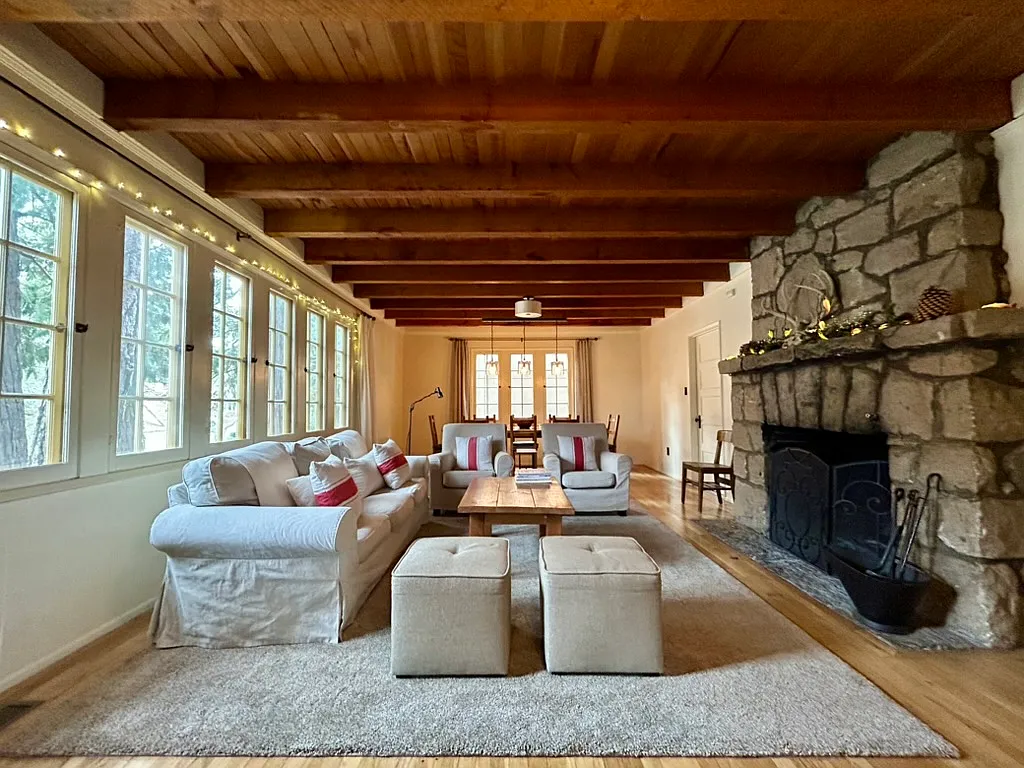 2 bed, 1.5 bath, 1502 sqft, $2,200 — Photo 4