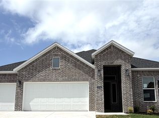 4799 W Allium St, Fayetteville, AR 72704