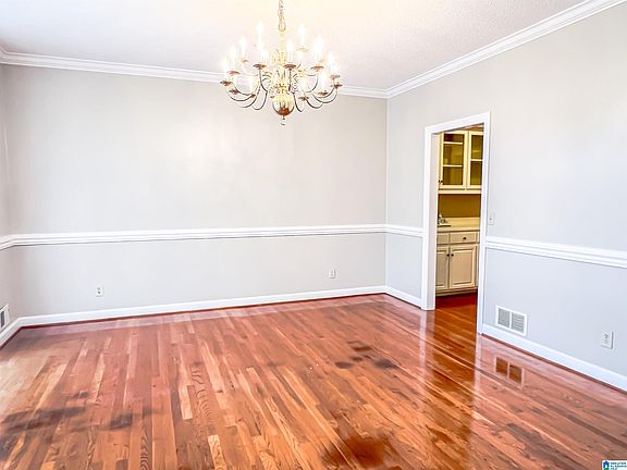 5th image of 714 Hillyer High Rd