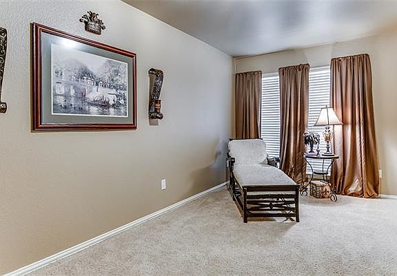 5th image of 1563 Laramie Ln