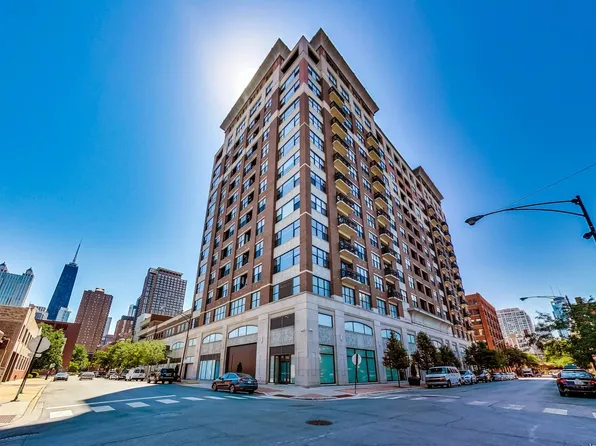 849 N Franklin St Unit 1001, Chicago, IL 60610