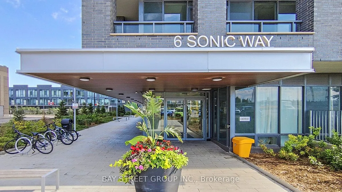 Building Photo - 6 Sonic Way #N404