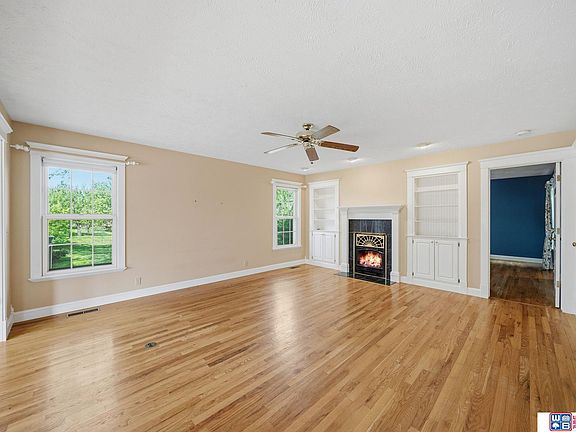3rd image of 4621 N 176th St
