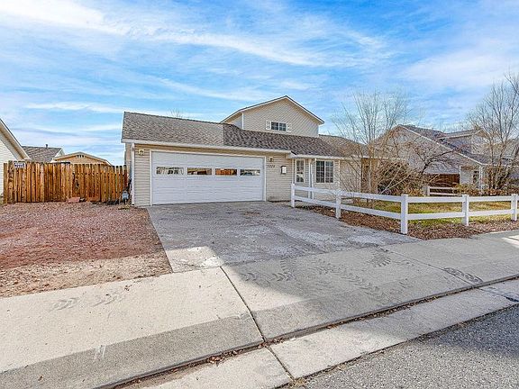 2nd image of 3229 Golden Sun Ave