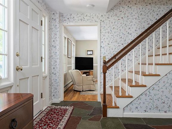 4th image of 58 Sycamore Dr